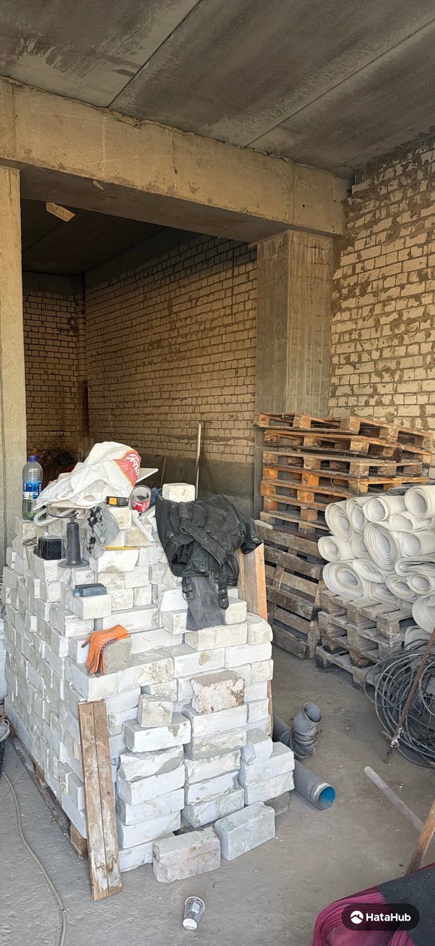 Продам коммерческое помещение первый этаж 12 этажного дома - фото 2