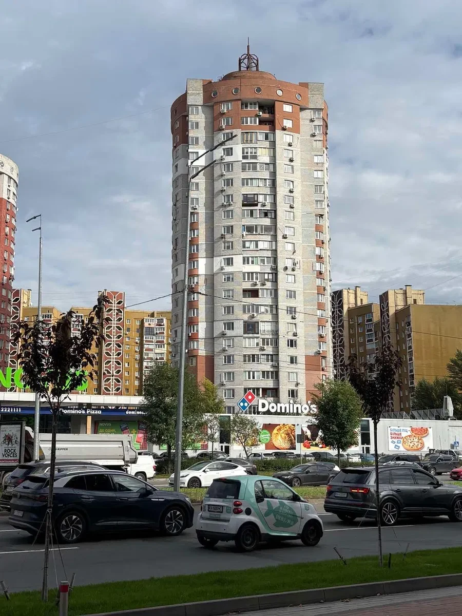 Оренда двокімнатна квартира, вул. Ахматової 47, видова, навпроти River Mall. ВІД ВЛАСНИКА - фото 1