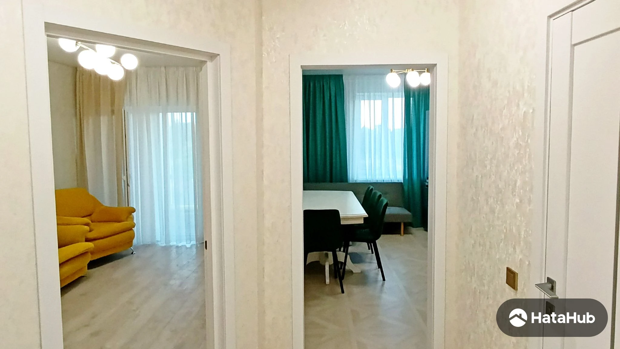 ,Продаж просторої квартири в центрі міста. - фото 2